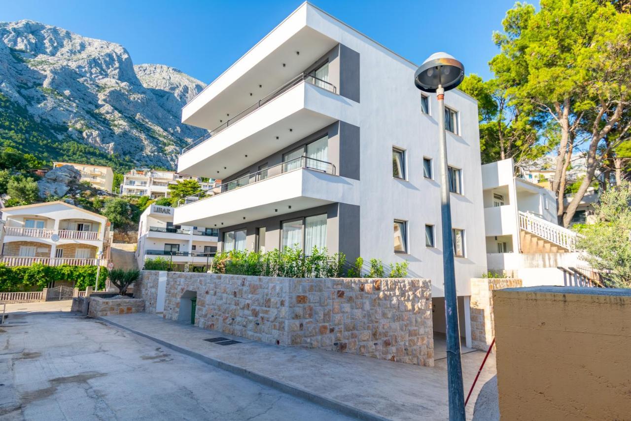 Apartmani Pino Башка-Вода Экстерьер фото