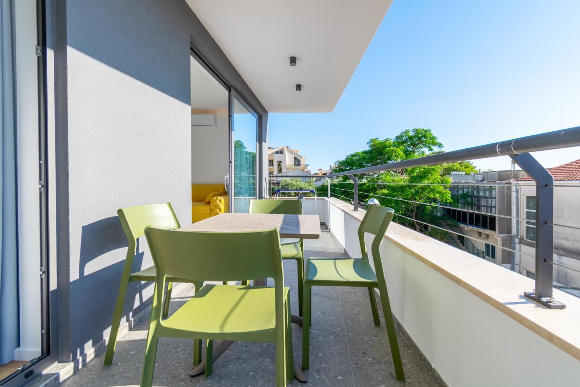 Apartmani Pino Башка-Вода Экстерьер фото
