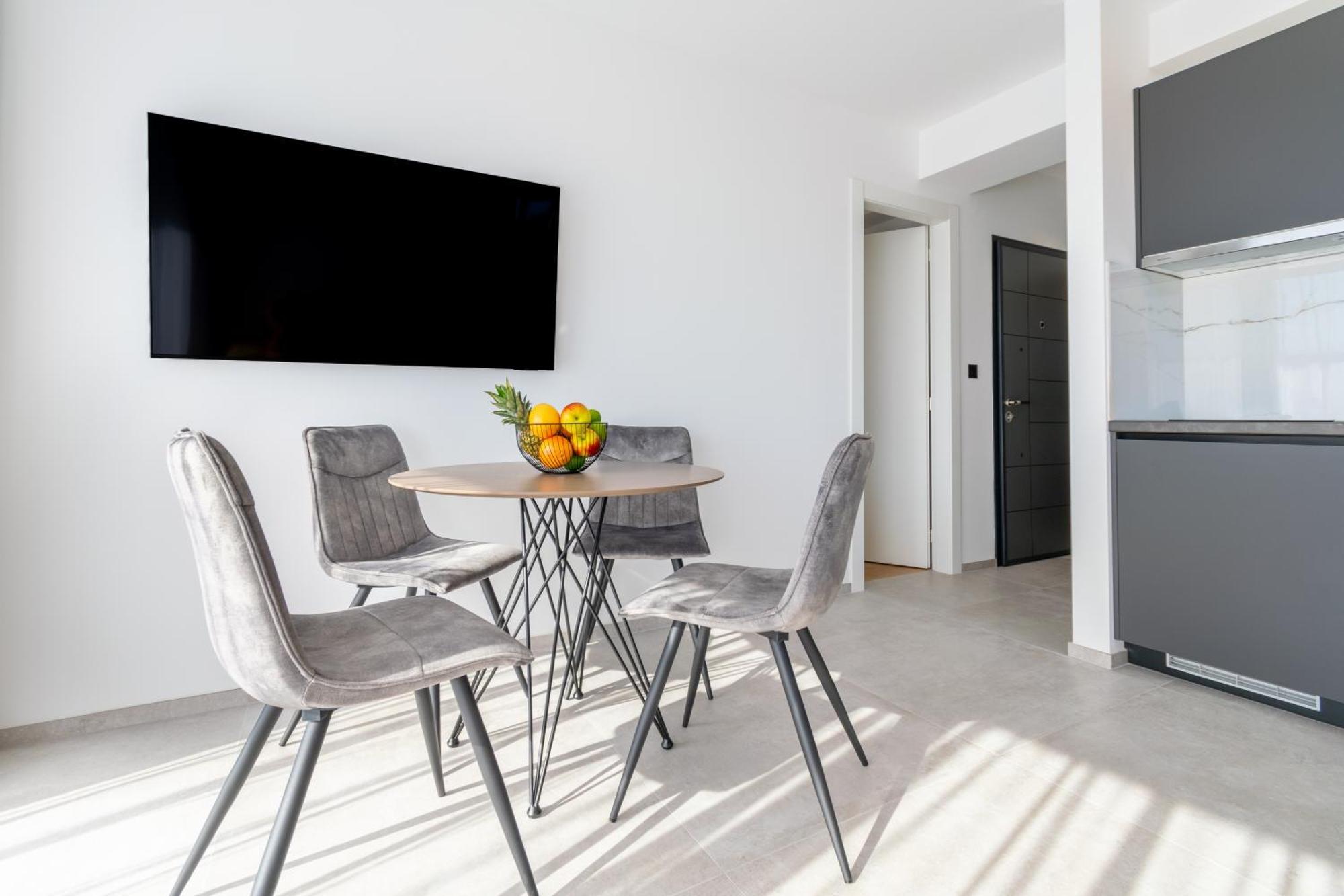 Apartmani Pino Башка-Вода Экстерьер фото