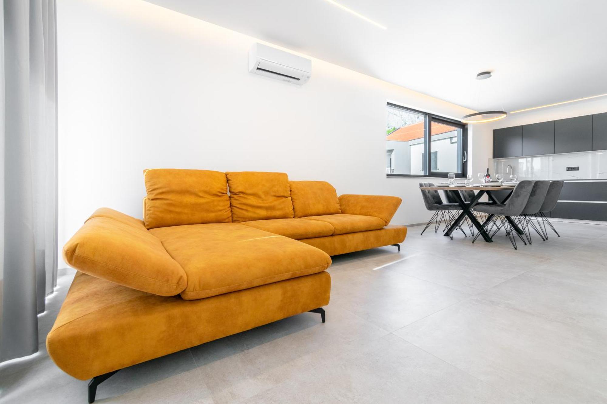Apartmani Pino Башка-Вода Экстерьер фото
